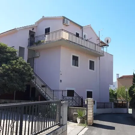 Brodarica Apartment *