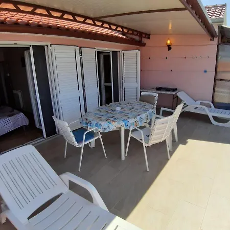 Brodarica Apartment *