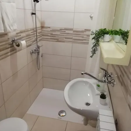 شقة Brodarica شيبينيك