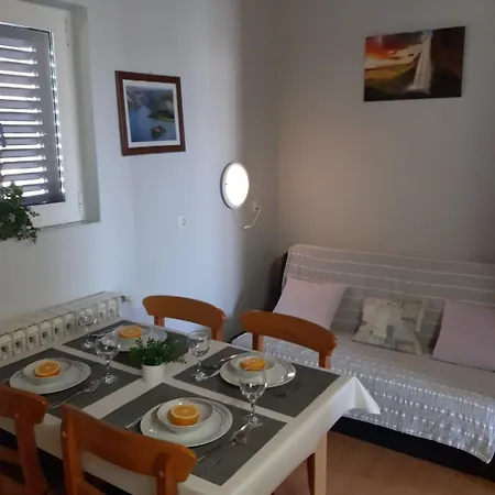 Brodarica Apartment *